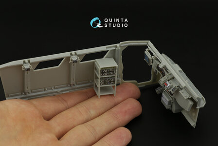 Quinta Studio QD35044 - M1224 MaxxPro MRAP 3D-Printed &amp; coloured Interior on decal paper (for Bronco kit) - 1:35