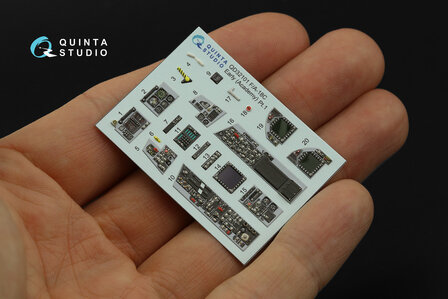 Quinta Studio QDS-32101 - F/A-18C Early 3D-Printed &amp; coloured Interior on decal paper (for Academy kit) - Small Version - 1:32