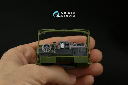 Quinta Studio QDS-35068 - KAMAZ-43509 3D-Printed &amp; coloured Interior on decal paper (for Zvezda kit) - Small Version - 1:35