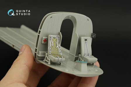 Quinta Studio QD35065 - Mi-8MT 3D-Printed &amp; coloured Interior on decal paper (for Trumpeter kit) - 1:35