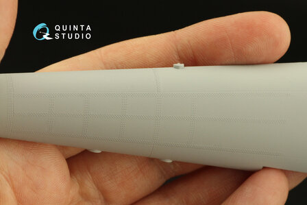 Quinta Studio QRV-034 - Triple riveting rows (rivet size 0.25 mm, gap 1.0 mm), White color, total length 3.2 m/10.5 ft  - 1:24