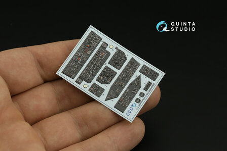 Quinta Studio QDS-48383 - Mi-17 3D-Printed &amp; coloured Interior on decal paper (for Trumpeter kit) - Small Version - 1:48