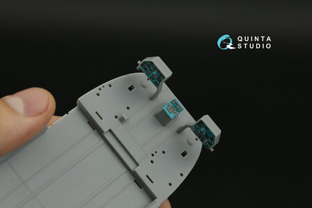 Quinta Studio QDS-48382 - Mi-8MT 3D-Printed &amp; coloured Interior on decal paper (for Trumpeter kit) - Small Version - 1:48