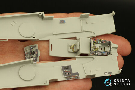 Quinta Studio QD72070 - Me 410 3D-Printed &amp; coloured Interior on decal paper (for Italeri kit) - 1:72