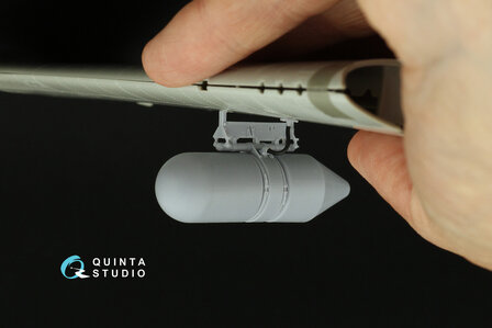 Quinta Studio QT32001 - AN/APS-4 Radar Pod (All kits) - 1:32