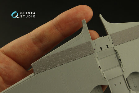 Quinta Studio QP48031 - Yak-9T Flaps and panels (for Zvezda kit) - 1:48