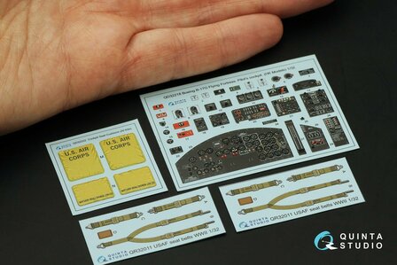 Quinta Studio QD32218 -  Boeing B-17G Pilot&#039;s cockpit. 3D-Printed &amp; coloured Interior on decal paper (HK models) - 1:32