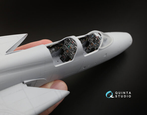 Quinta Studio QD48073 - F-105G Thunderchief  3D-Printed & coloured Interior on decal paper  (for HobbyBoss kit) - 1:48