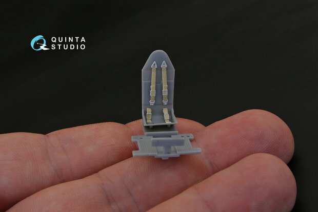 Quinta Studio QD48127 - IAR-80 3D-Printed & coloured Interior on decal paper (for HobbyBoss  kit) - 1:48