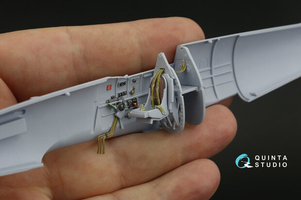 Quinta Studio QD48144 - Spitfire PR.XIX 3D-Printed & coloured Interior on decal paper (for Airfix kit) - 1:48