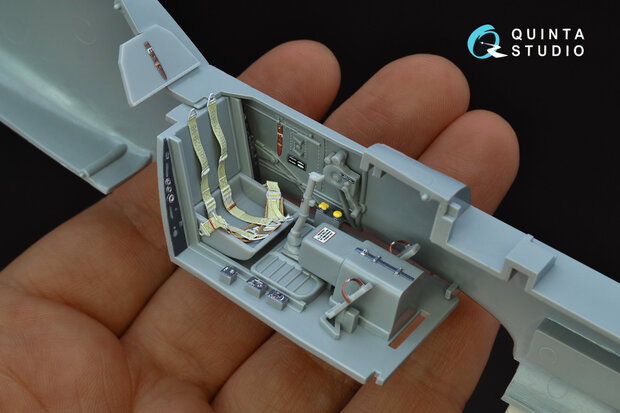 Quinta Studio QD32083 - Bf 109G-2/G-4 3D-Printed & coloured Interior on decal paper (for Hasegawa kit) - 1:32