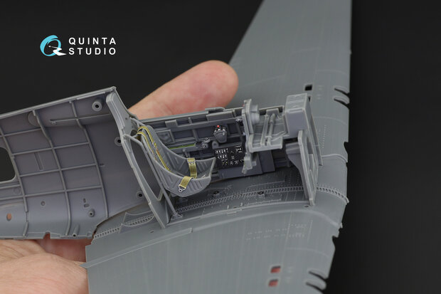 Quinta Studio QD32132 - P-40B 3D-Printed & coloured Interior on decal paper (for GWH kit) - 1:32