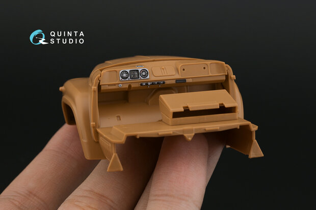 Quinta Studio QD43002 - ZIL-MMZ-555 3D-Printed & coloured Interior on decal paper (for Zvezda kit) - 1:43