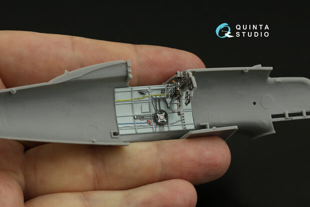 Quinta Studio QD48391 - Macchi C.205 Veltro 3D-Printed & coloured Interior on decal paper (for Hasegawa/Italeri kit) - 1:48