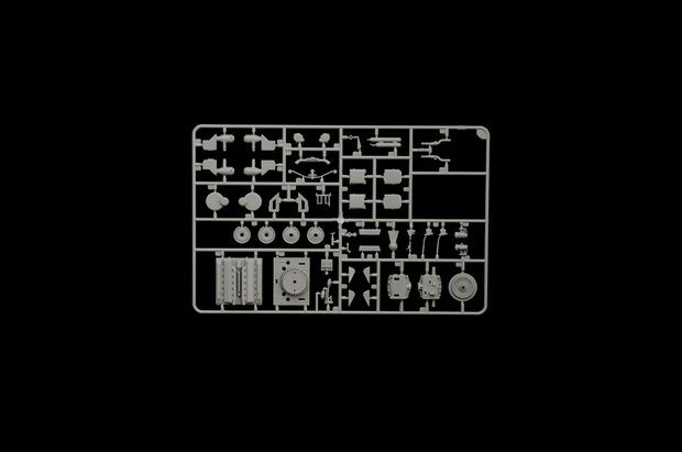 Italeri 6570 - T-34/76 Model 1943 Early Version Premium Edition - 1:35