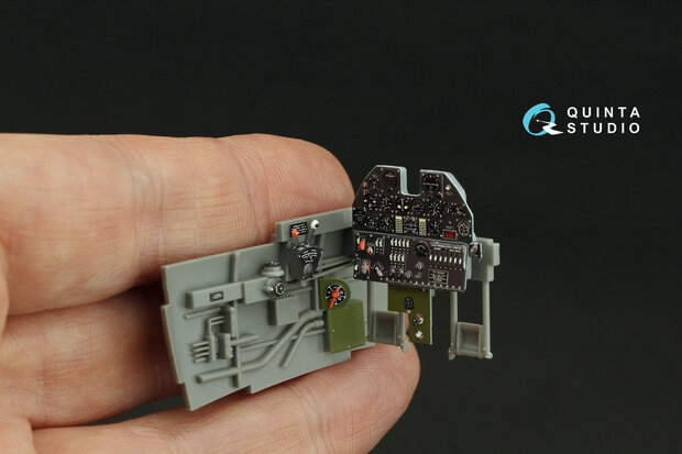 Quinta Studio QD32223 -  P-40M 3D-Printed & coloured Interior on decal paper  (Hasegawa) - 1:32