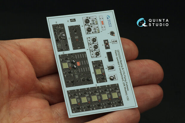 Quinta Studio QD32224 -  Boeing B-17G Radio operator's compartment. 3D-Printed & coloured Interior on decal paper (HK models) - 1:32